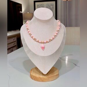 AKIRA PINK NECKLACE